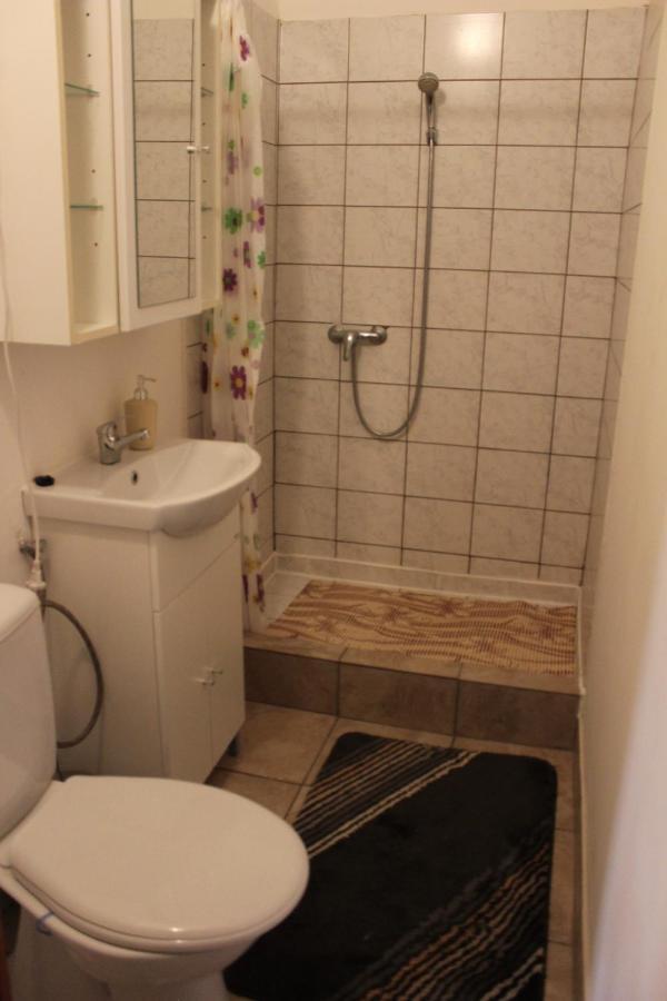 فندق Zimmer Feri Vendeghaz Abaújszántó المظهر الخارجي الصورة